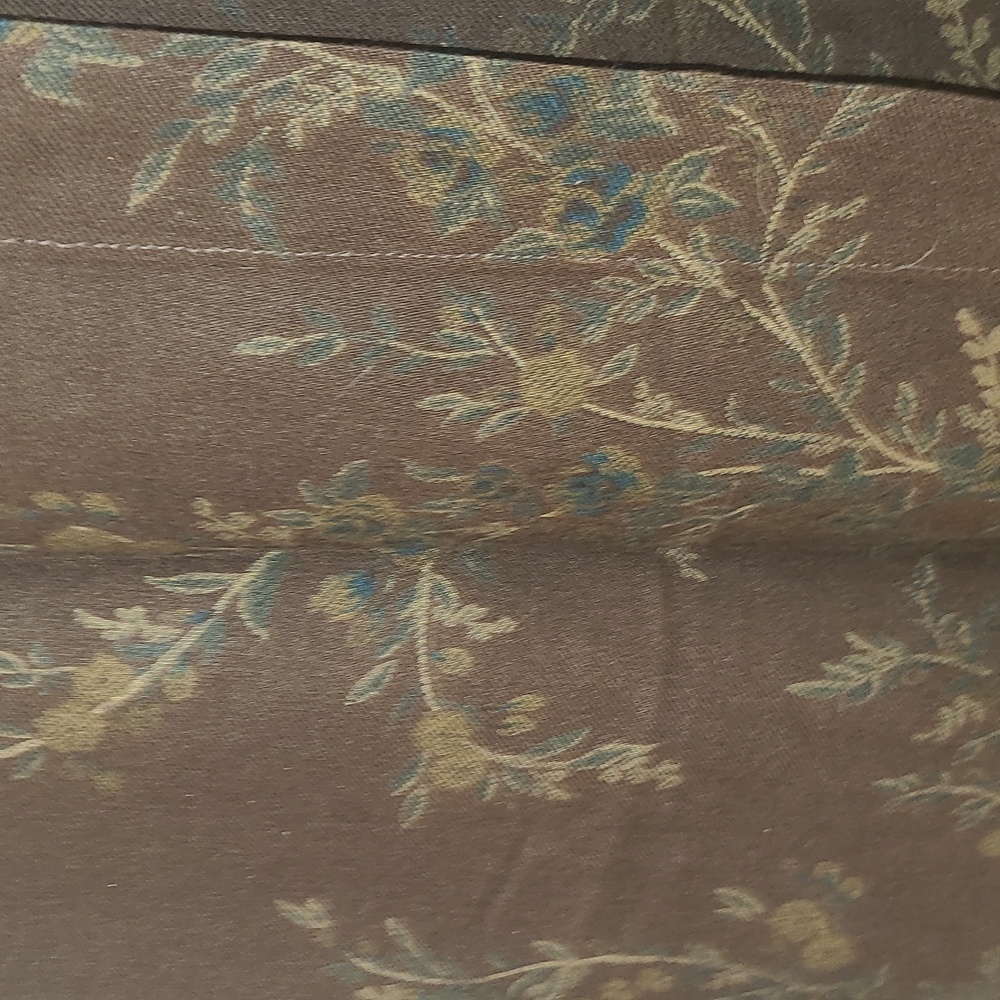 Size 14 Ruff Hewn brown paisley wrap skirt.